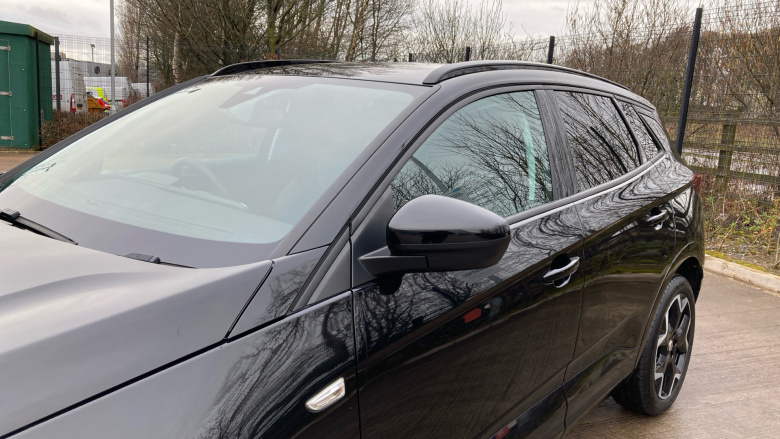 Vauxhall Grandland 1.2 Turbo Ultimate 5dr Petrol Hatchback